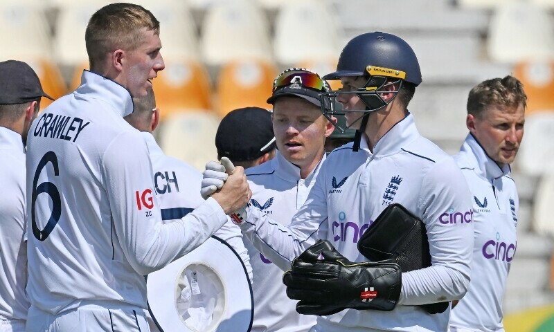 Dominant England thump Pakistan by innings and 47 runs in opening test