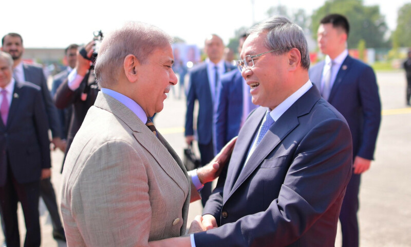 Shehbaz welcomes Chinese Premier Li Qiang in Pakistan, hopes for ‘productive’ visit