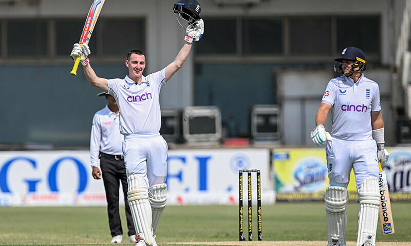 Record-breaking Root, Brook both pass 200 as England pile up 658-3