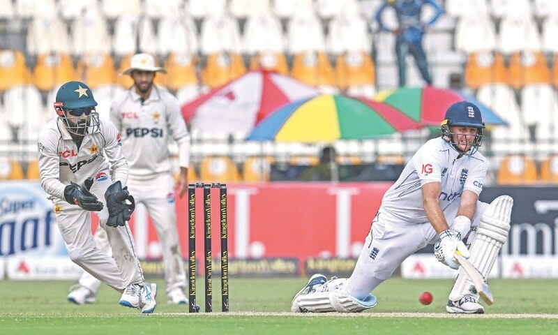 Record-breaking Root and Brook pummel Pakistan with tons