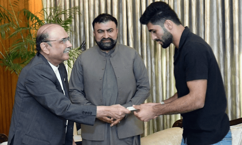 President Zardari awards Rs100m to karate champion Shahzaib Rindh