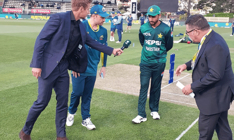 Pakistan win toss, bat in final T20 against hosts Australia