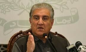 Putting off civil disobedience a chance to end political stalemate: Qureshi