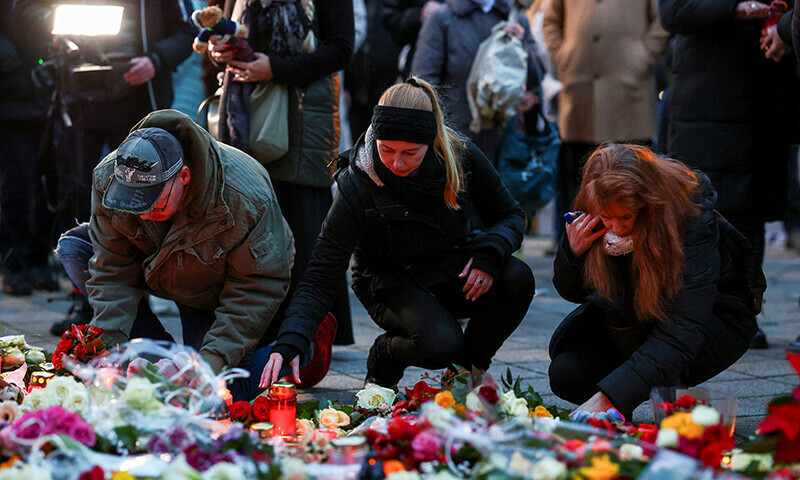 Angry questions in Germany after Christmas market attack