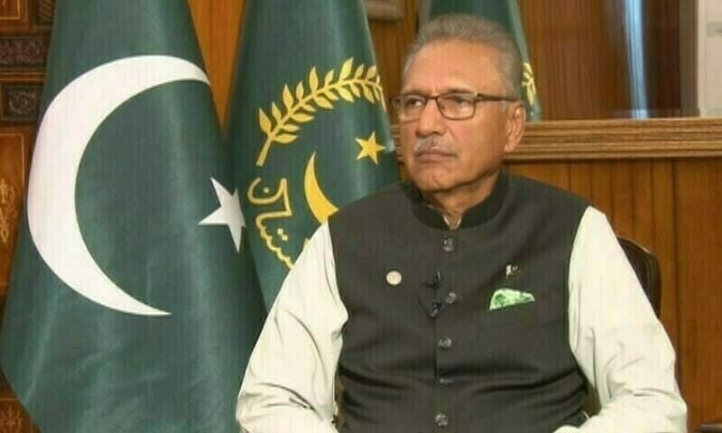 Former president Alvi calls for probe against military officers ‘involved in politics’