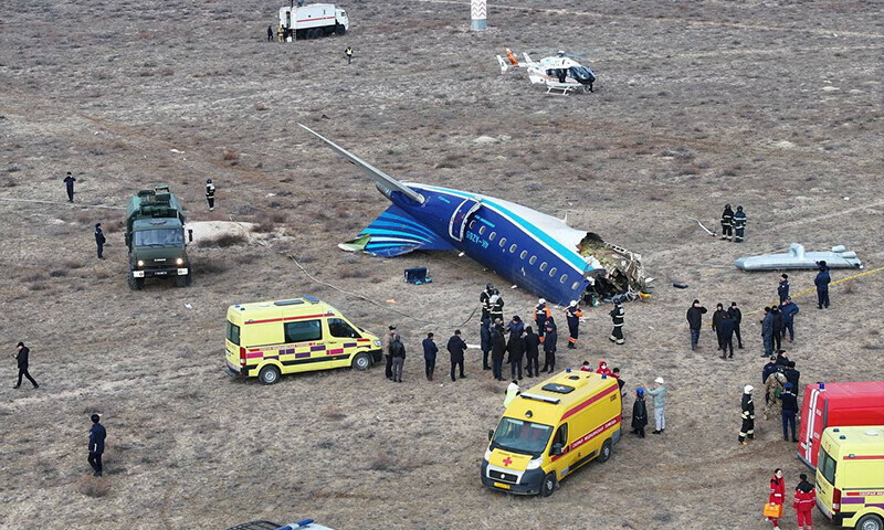 Passenger plane flying from Azerbaijan to Russia crashes in Kazakhstan with many feared dead