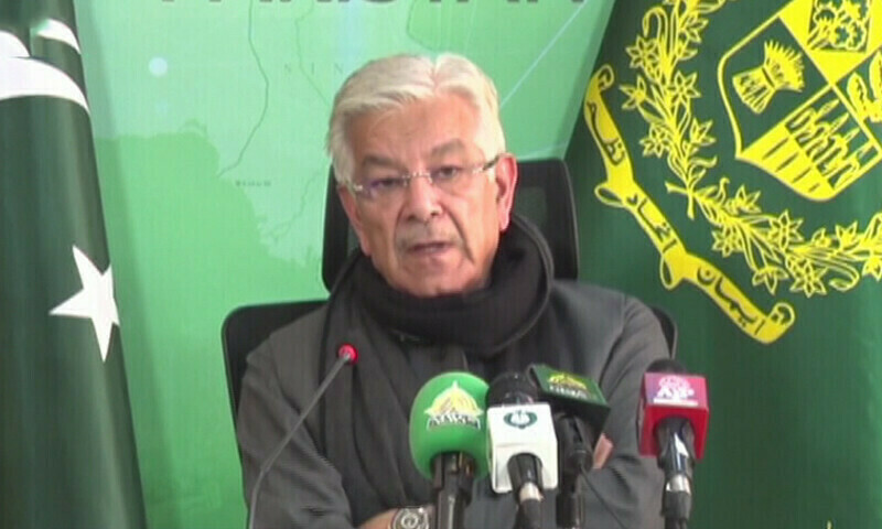 Malik Riaz can’t evade accountability through judiciary or politicians: Asif