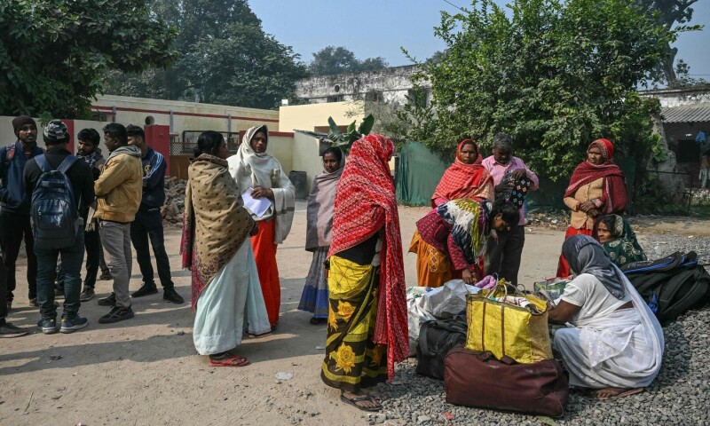 Unfazed devotees shrug off stampede at India’s Kumbh Mela