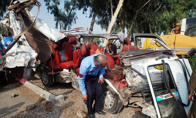 Rawalpindi road accident claims two lives