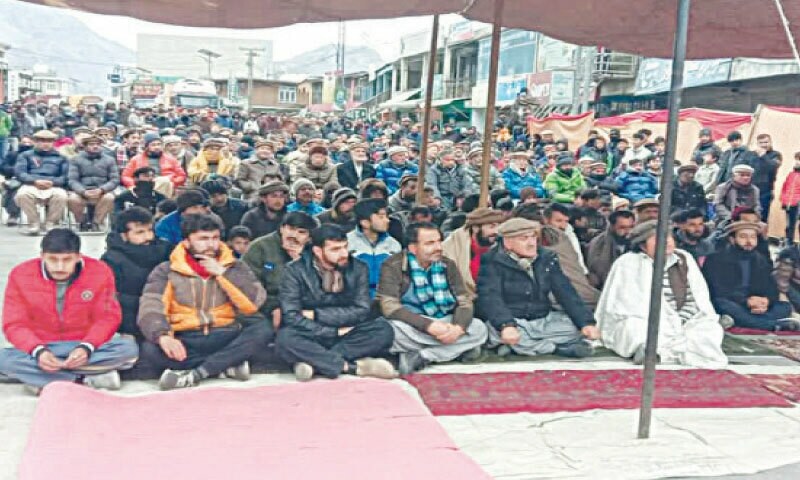 KKH blocked as power protesters continue sit-in in Hunza