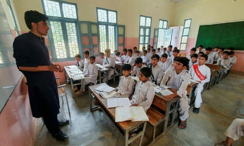 Most of Battagram private schools open despite winter vacation