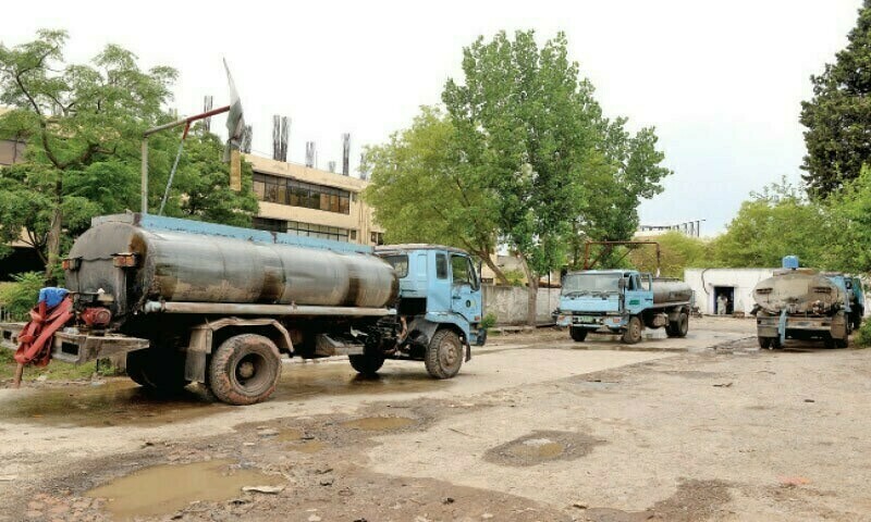 2 killed, 1 injured in water tanker accident on Karachi’s Shaheed-i-Millat Road: authorities