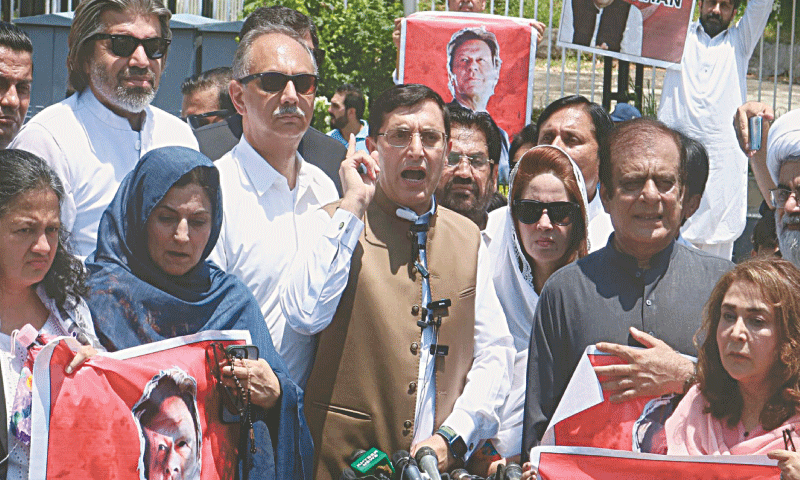 PTI walks out of NA to press for probe bodies